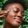 Clarins Protector solar anti contaminación UV Plus para rostro |