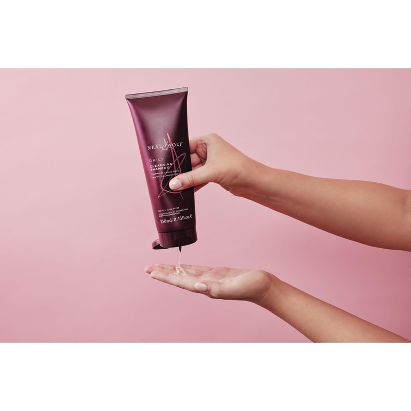 Neal & Wolf Tägliches Reinigungs-Shampoo, 250 ml