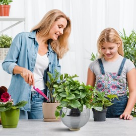 MFGDISCO 6inch Disco Ball Hanging Plant Pots,Silver Mirror Disco Planter with Chain Hook for Indoor Outdoor Decor and Wooden Stand for Desk,Self Watering Insert Pots, Boho Disco Ball Planter Decor