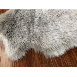 LAMBZY Faux Sheepskin Hypoallergenic Free Shape Silky Shag Rug, Luxury Shaggy Silky Plush Carpet for Bedrooms Rugs Living Room Kids Rooms Sofa Floor Rugs (Single and a Half 2'x4', Grey)