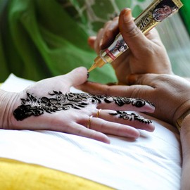 Indian Bollywood Tempo Contemporary Tattoo Sticker Body Art Tattoo Design | Body Jewellery (Multiple Parts & Styles May Vary.)