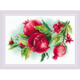 RIOLIS Counted Cross Stitch Kit 11.75"X8.25"-Juicy Pomegranate (14 Count)