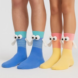TWPER Magnetic Socks Holding Hands 2 Pairs, Funny Socks for Couples Friends– Cute Birthday Gifts for Women Men Bestie Lovers