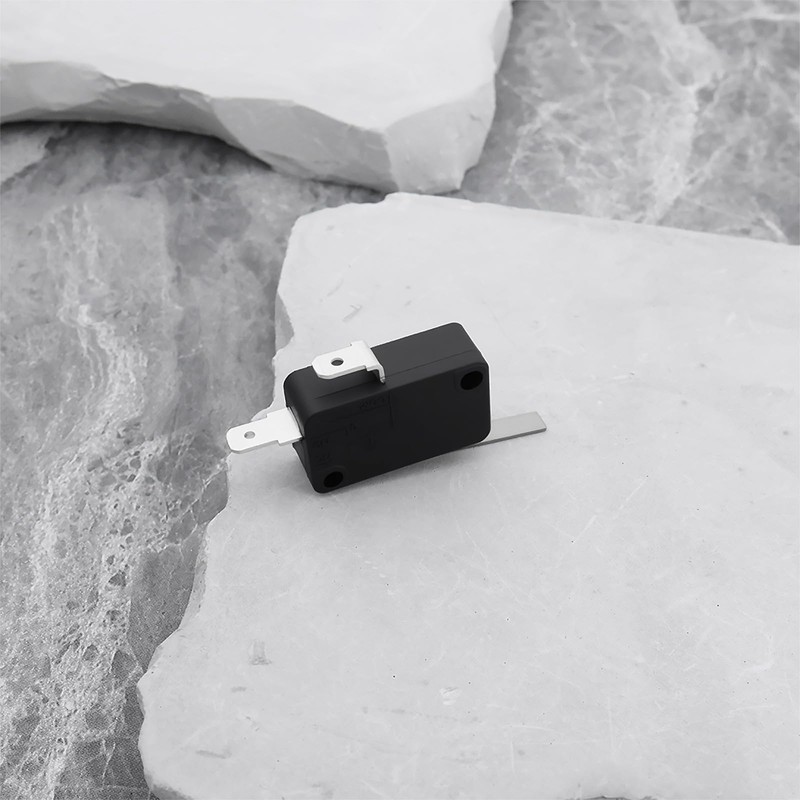 ECSiNG 2pcs Micro Switch Snap Action Switch 2Pin SPST NC