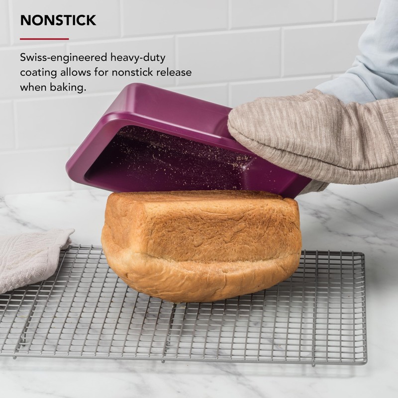 KitchenAid 9x5in Nonstick Aluminized Steel Loaf Pan, Beetroot