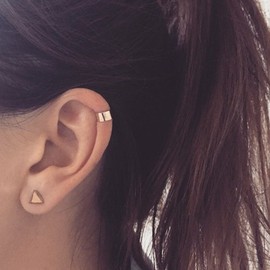 Plain 9ct Yellow Gold Ear Cuff (non-pierced) clip on helix earring