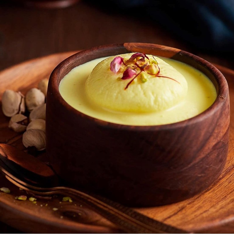 Ossoro Rasmalai Gold with 100 % Vegetarian with Natural Extracts
