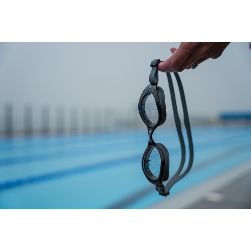 ZONE3 Attack Swim Goggles For Open Water And Pool Swimming-Photochromatic