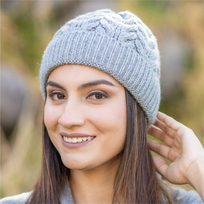 Soft women's alpaca hat made from 100% alpaca wool in