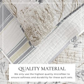 Great Bay Home 2-Piece Twin/Twin XL Microfiber Quilt Set with Shams - Reversible Coral Print, Lightweight, Layerable Bedding Set - Nautical Bedspread for All Seasons (Sea Maze)