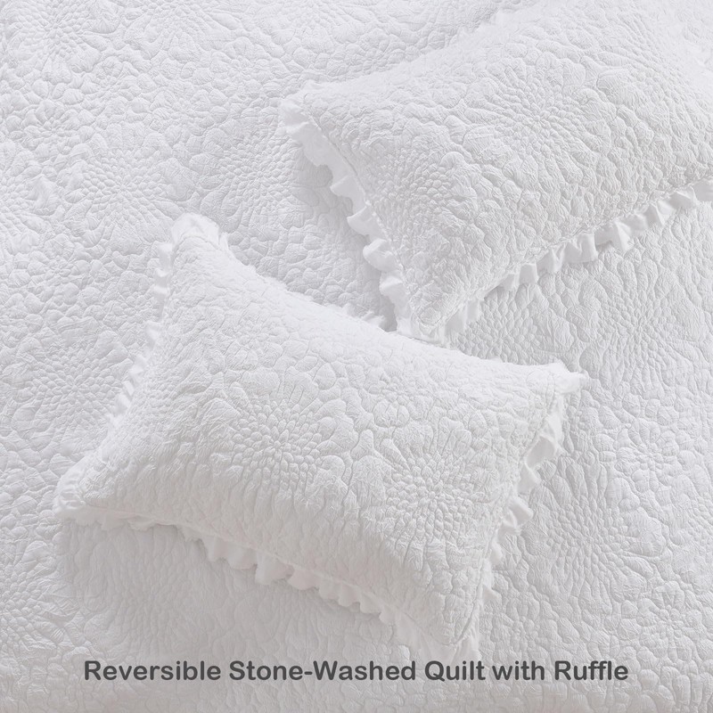 HORIMOTE HOME White Ruffled Quilt Twin Size, Stone-Washed Microfiber Lightweight