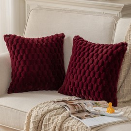 Mandioo Pack of 2 Burgundy Super Soft Plush Decorative Cushion Covers 20x20 inch 50x50 cm Wool Velvet Throw Pillow Covers cases Faux Fur fluffy Couch Sofa Bed Livingroom