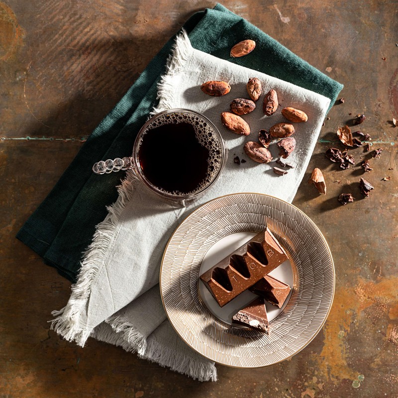 TOBLERONE Milk Chocolate Bar with Honey and Almond Nougat, Bulk