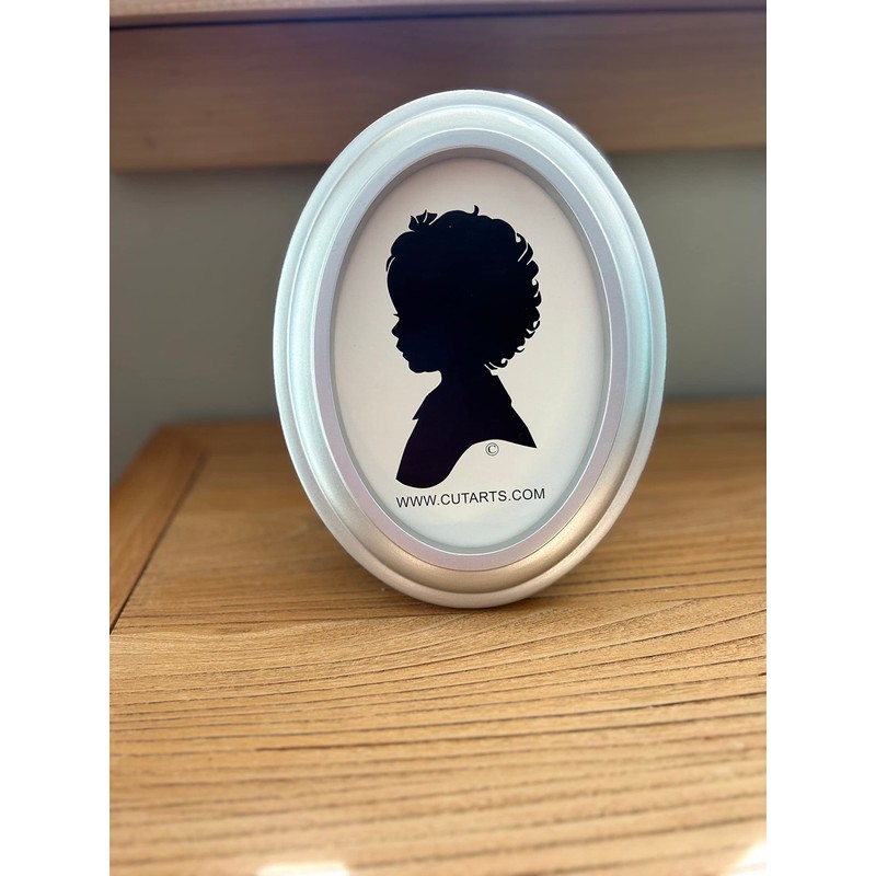 Cut Arts Silver Oval 5x7 Frame