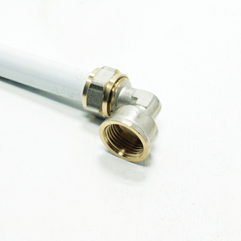 Pipetec Screw Fitting Angle Transition 20 x 2 mm 90°