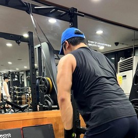 3-Level Pull-Up Bar with Black Pull-Up Assist Band Black