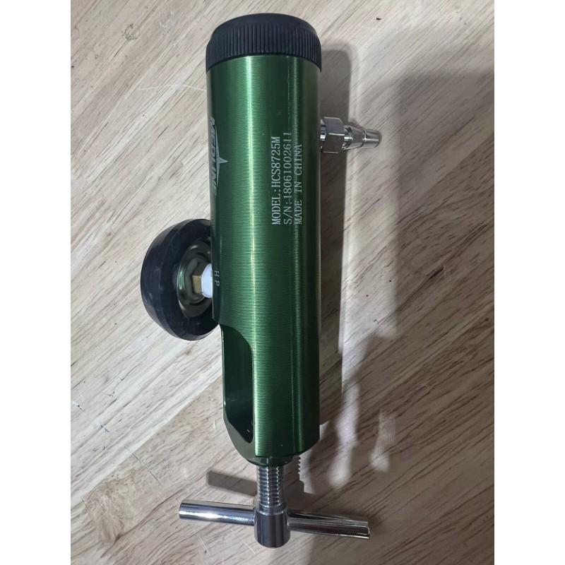 Medline Oxygen Regulators 0 - 25 LPM 870 CGA HCS8725M