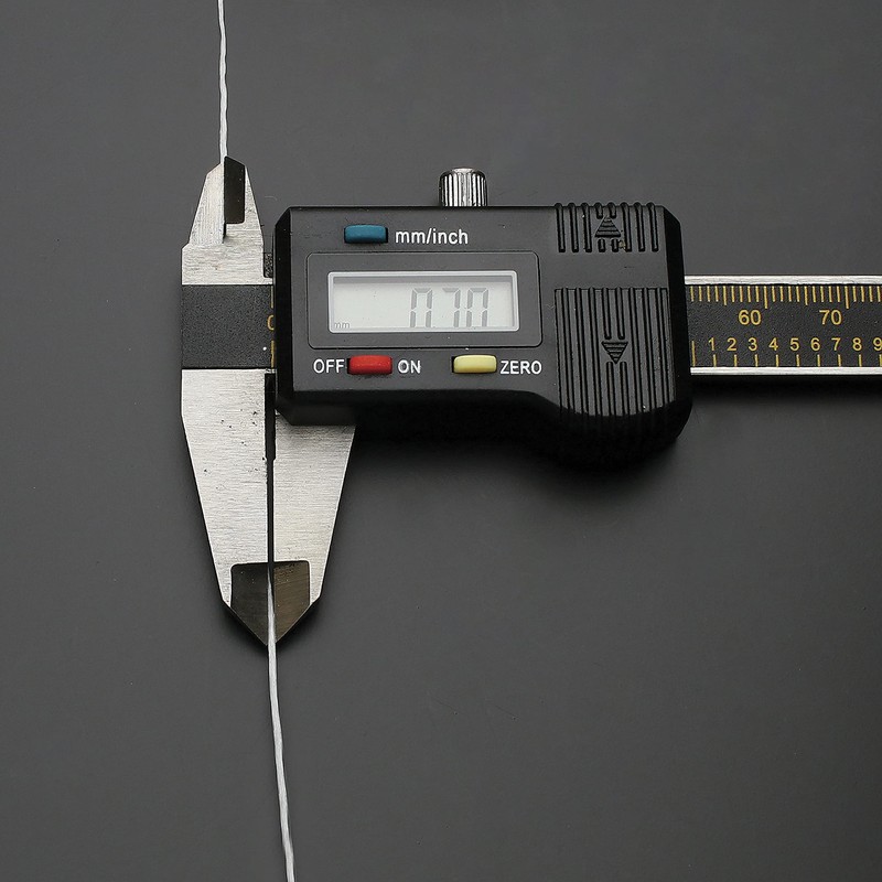 Beadaholique Opelon Floss ストレッチビーズコード 82フィート