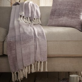 Drift Home - Mauve Gradient Throw (180 x 130cm) - Sustainable Recycled Cotton - Tassel Blanket Mauve - Dip Dyed Mauve Throw Blanket Large - Eco-Friendly - Mauve Faded Sofa Throw - Mauve Bed Throw