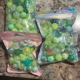 Beads by Live - Select 1 Scoop, 2 Scoops, or 3 Scoops Bag of Various Colors 15mm to 20mm Sizes, Prices Vary - Scoop size: 3 scoops