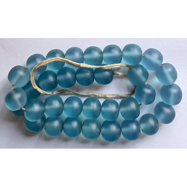 Curious Designs Bead Strand, Resin - Light Blue, 32 Pieces,