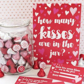 DISTINCTIVS Valentine's Day Party Game - How Many Kisses (Sign with Cards)
