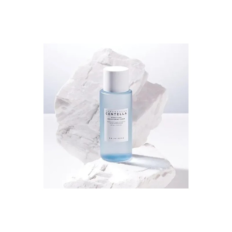 Skin1004 Centella Hyalu-cica Brightening Toner Madagascar