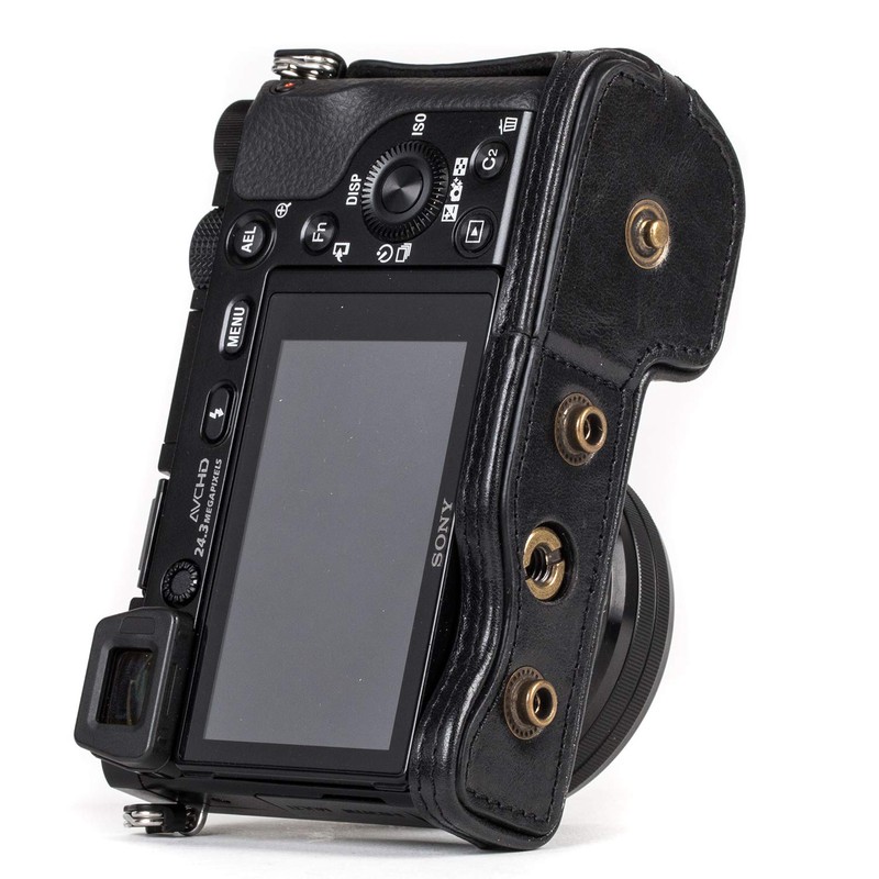 MegaGear Sony Alpha A6300, A6000 (16-50 mm) Ever Ready Echtleder