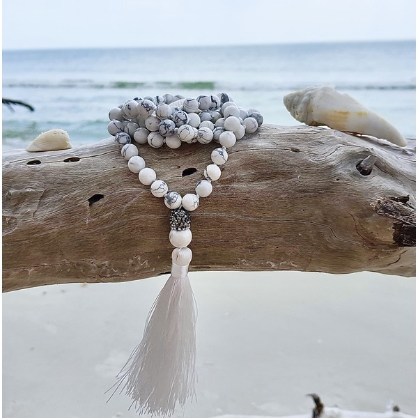 Natural Howlite Stone Mala 108 Beads Knot with Silver Tassel. Healing Jewelry, Calming Third Eye Crystals. Meditation Beads. Roxxy Crystals