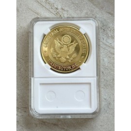 UNITED STATES ARMY MILITARY ACADEMY WEST POINT USMA CHALLENGE COIN WITH CASE