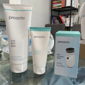Kit PROACTIV Complexion Perfecting H + Pore Cleansing Brush+ Acne Body Wash New