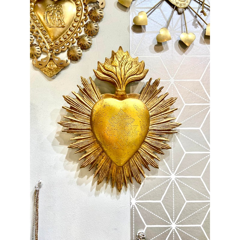 Ex-voto Golden Heart with Flame and Engravings Dimensions 23 x