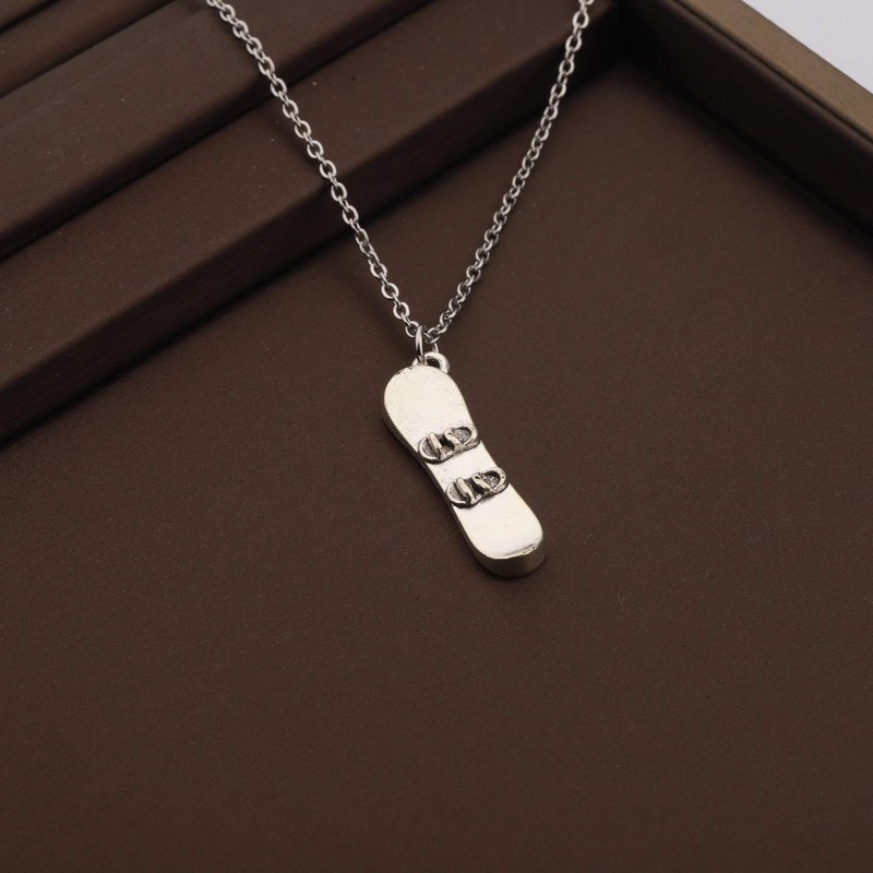 CHOORO Snowboarder - Collar con Colgante de Snowboard en 3D,
