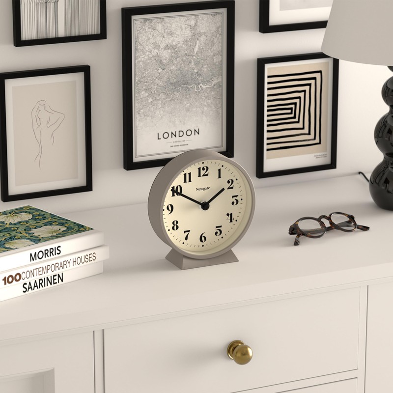 NEWGATE® Theatre Fireplace Clock - Quiet Sweep "No Tick" Mantel