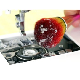 Martelli - Sewing Machine Cleaning Brush - Great for Sewing Machine dust Removal & Cleaning, keyboad dust, Lent, Debris Cleaning Tool for Quilters or Makeup Application for mua Gift idea