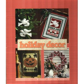 Leisure Arts NEW HOLIDAY DECOR SANTA PILGRIMS PUMPKIN HEARTS DOVE PLASTIC CANVAS PATTERN BOOK