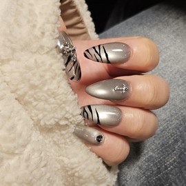 Gothic Silver Magnet [Handmade Nail Tip] Emily Nail - Stiletto / 고딕 실버마그넷 [수제네일팁] 에밀리네일 - 스틸레토