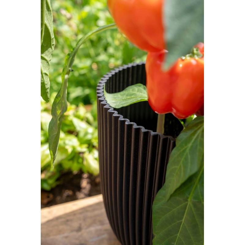 Capi Europe - Flower Pot Ball Groove 'Made with' Metallic