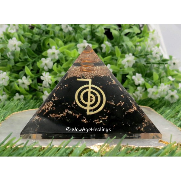Orgone Pyramid Shungite Crystal - Reiki Orgonite Pyramid with Natural Shungite Healing Stones for Home Office Yoga Meditation