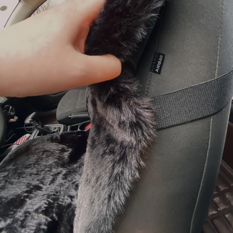 oyiiwen Universal Size Faux Sheepskin car seat Covers, Washable seat