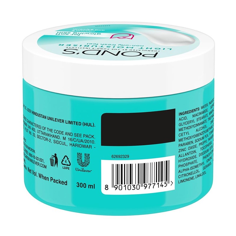 POND'S Light Moisturiser Non-Oily Fresh Feel With Vitamin E +