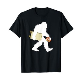Bigfoot Painter Artistic Cryptid Painting Sasquatch Artist T-Shirt