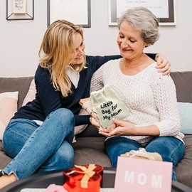 LUOKIFUR Meaningful Packet, Thoughtful Gift for Daughter, Son, Mother, Sister, Friendship/Miss you/Good Luck Gift Souvenir (Mum)