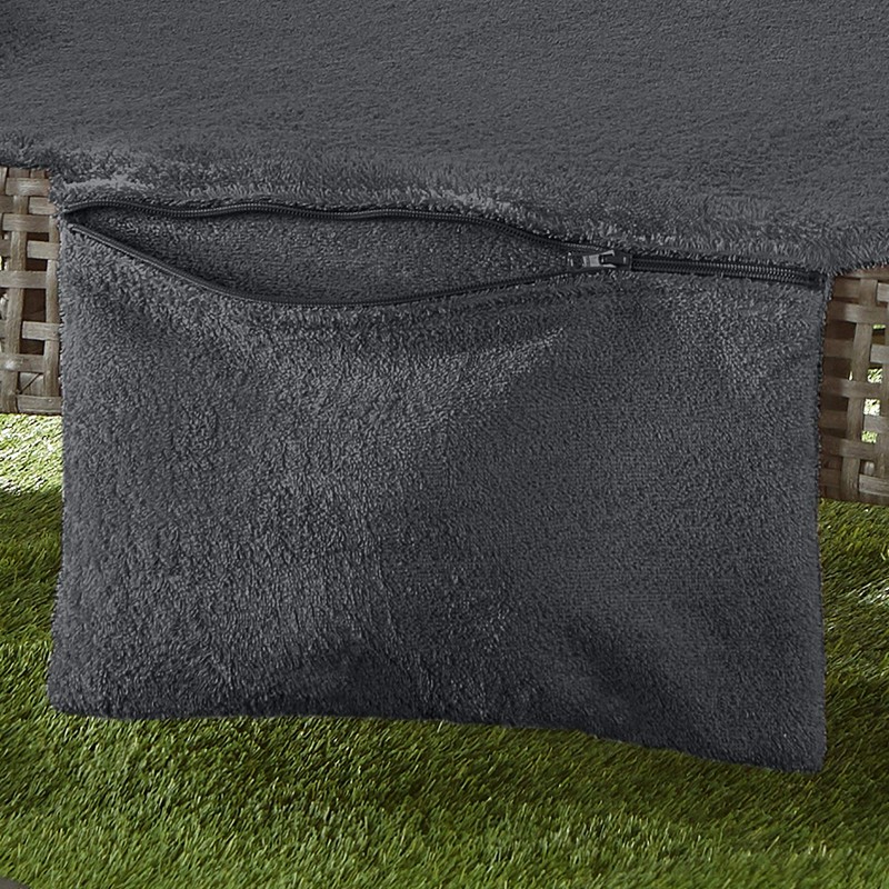 Erwin Müller Terry Towel with Zipped Pockets