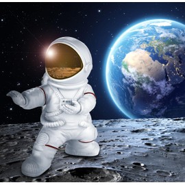 BRUBAKER Decorative Figure Astronaut Fighting in Karate Pose - 17 cm Spaceman Space Figure with Chrome-plated Helmet - Hand-Painted Modern Space Statue - Gold and White