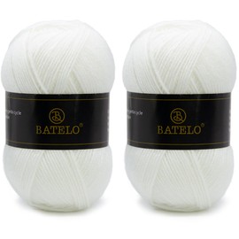 Crochet Yarn White Amigurumi Yarn 560 Yards, 2 Pack Acrylic Yarn of 150g/5.3oz, 3 Light Worsted Yarn for Crocheting & Knitting