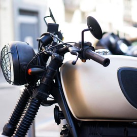 LOKLISUM 2 x Motorcycle Indicator Lights Motorcycle Bullet Retro Indicator 12 V Universal Waterproof Mini Lights for Street Bike Cruiser Chopper Bobber Scooter