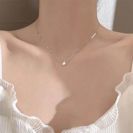 Xmsrn Vintage Crystal Pendant Necklace Rhinestone Cz Dot Necklace Silver Thin Chain Choker Necklace Cubic Zirconia Choker Necklace for Women
