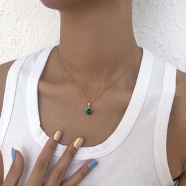 Yheakne Vintage Emerald Green Choker Necklace, Golden Emerald Necklace, Round Emerald Crystal Necklace, Minimal Pendant Necklace, Chain Jewellery for Women and Girls (Round)