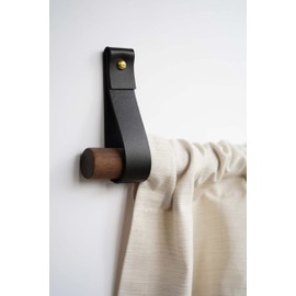 KEYAIIRA - Black Curtain rod holder leather curtain rod bracket holders leather loop strap for wall boho pole hanger wall blanket display farm house style - 2 PK